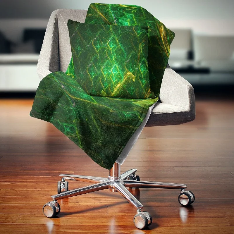 Cashmere blankets for ultimate softness and luxuryDesignart 'Green Fractal Electric Lightning' Abstract Throw Blanket Cashmere blankets for ultimate softness and luxuryDesignart 'Green Fractal Electric Lightning' Abstract Throw Blanket