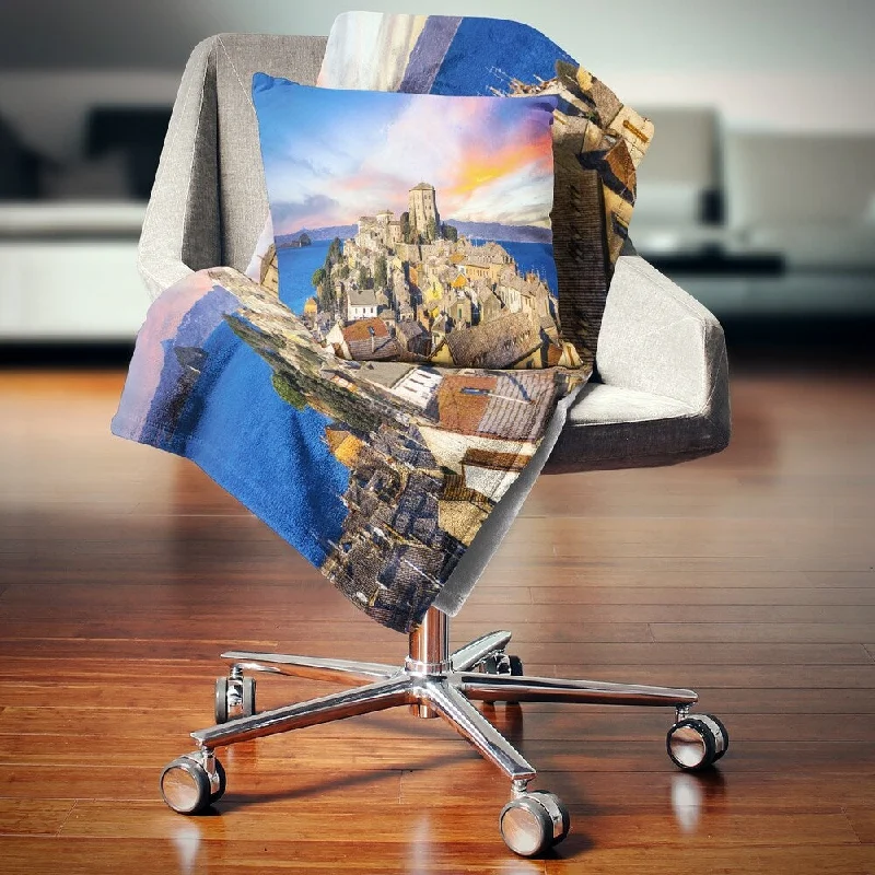 Acrylic blankets for a soft and affordable alternativeDesignart 'Medieval Village Capodimonte' Landscape Photography Throw Blanket Acrylic blankets for a soft and affordable alternativeDesignart 'Medieval Village Capodimonte' Landscape Photography Throw Blanket