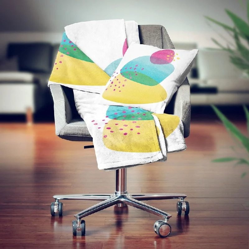 Acrylic blankets for a soft and affordable alternativeDesignart' Minimal Spots Balance I' Contemporary Throw Blanket - 71x59 Acrylic blankets for a soft and affordable alternativeDesignart' Minimal Spots Balance I' Contemporary Throw Blanket - 71x59