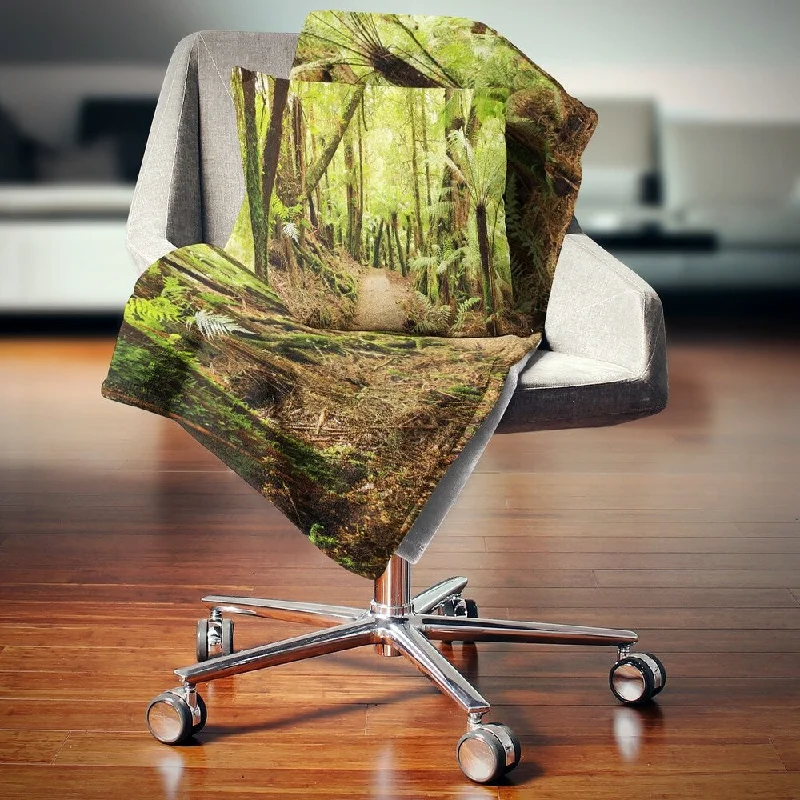 Alpaca wool blankets for a hypoallergenic and warm optionDesignart 'Rainforest Panorama Landscape' Photography Throw Blanket Alpaca wool blankets for a hypoallergenic and warm optionDesignart 'Rainforest Panorama Landscape' Photography Throw Blanket