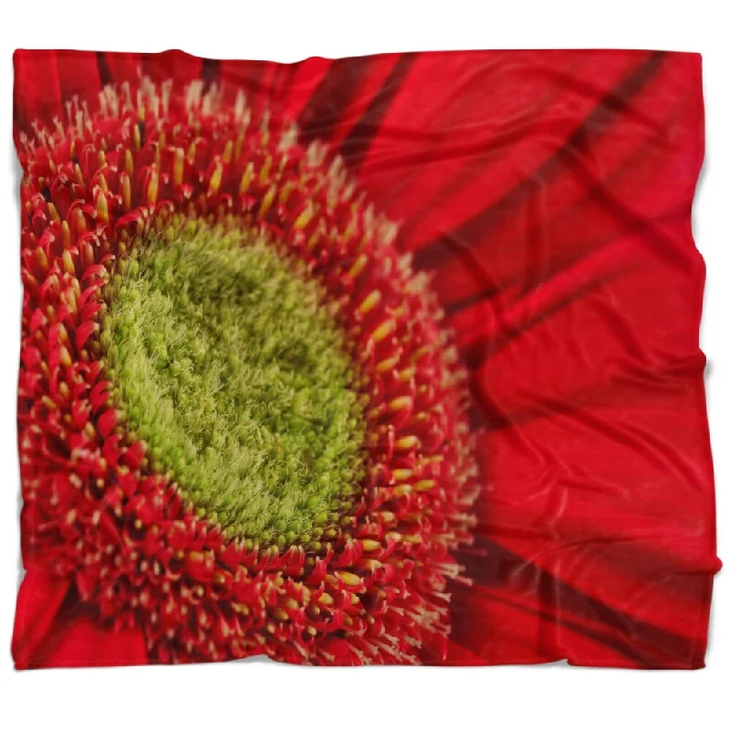 Recycled polyester blankets for an eco - conscious optionDesignart 'Red Daisy Gerbera Flower Close up' Flowers Throw Blanketwork Recycled polyester blankets for an eco - conscious optionDesignart 'Red Daisy Gerbera Flower Close up' Flowers Throw Blanketwork