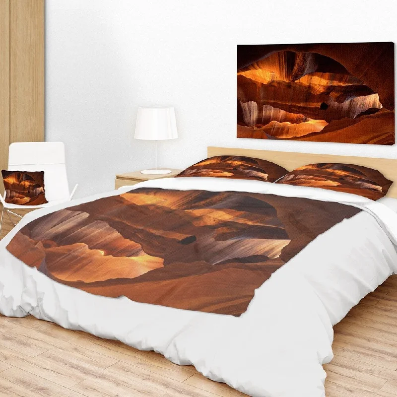 Synthetic fiber blend blankets for a budget - friendly choiceDesignart 'Red Limestone Caves' Landscape Photo Throw Blanket Synthetic fiber blend blankets for a budget - friendly choiceDesignart 'Red Limestone Caves' Landscape Photo Throw Blanket