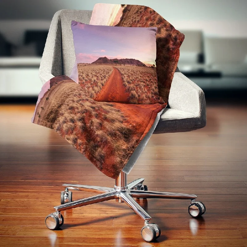 Microfiber blankets that are durable and easy to care forDesignart 'Red Pathway in Namib Desert' Landscape Fleece Throw Blanket Microfiber blankets that are durable and easy to care forDesignart 'Red Pathway in Namib Desert' Landscape Fleece Throw Blanket