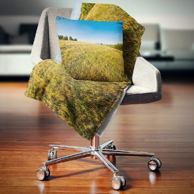 Microfiber blankets that are durable and easy to care forDesignart 'Sunrise Over Green Mountains' Landscape Photo Throw Blanket