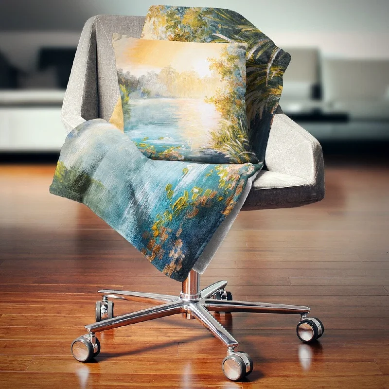 Bamboo fiber blankets with natural antibacterial propertiesDesignart 'Sunset on the Lake' Landscape Fleece Throw Blanket