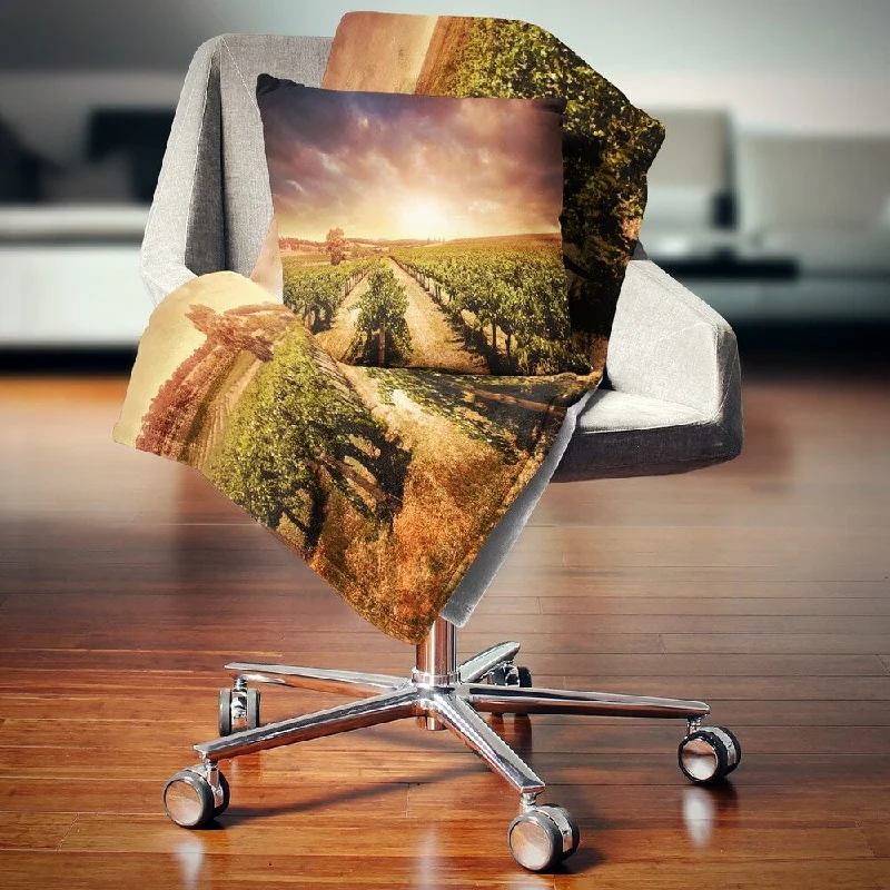 Bamboo fiber blankets with natural antibacterial propertiesDesignart 'Vineyard with Stormy Sunset' Landscape Fleece Throw Blanket Bamboo fiber blankets with natural antibacterial propertiesDesignart 'Vineyard with Stormy Sunset' Landscape Fleece Throw Blanket