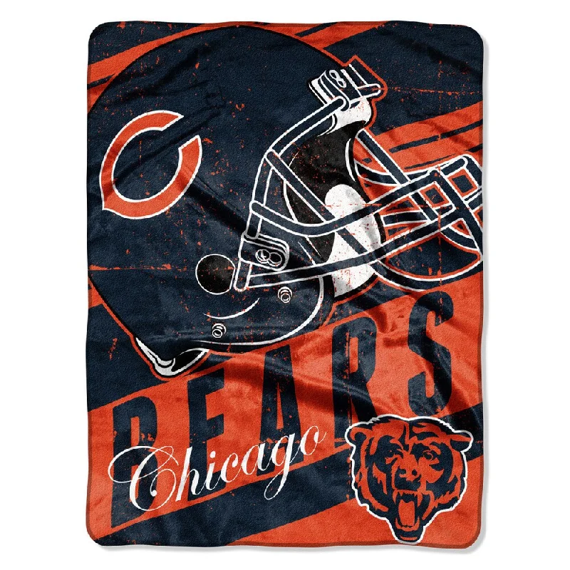 Chenille blankets with a thick and fuzzy textureNFL 059 Bears Deep Slant Micro Throw