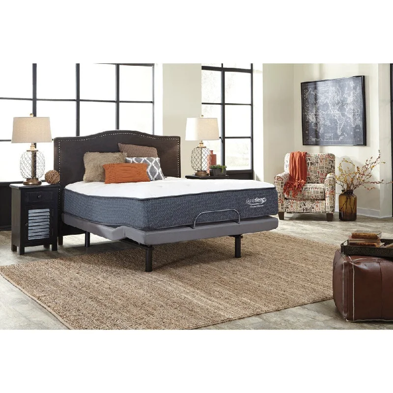 King - size mattresses for spacious master bedroomsSignature Design by Ashley Limited Edition Plush Full-size Mattress King - size mattresses for spacious master bedroomsSignature Design by Ashley Limited Edition Plush Full-size Mattress