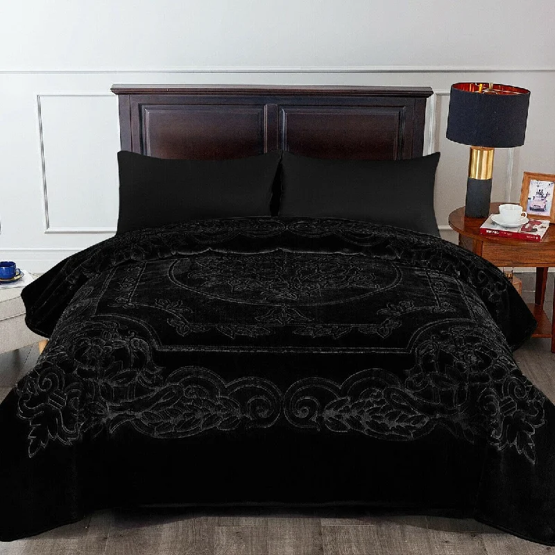 Chenille blankets with a thick and fuzzy textureThick Polyester Fall/Winter Blanket King Size Black